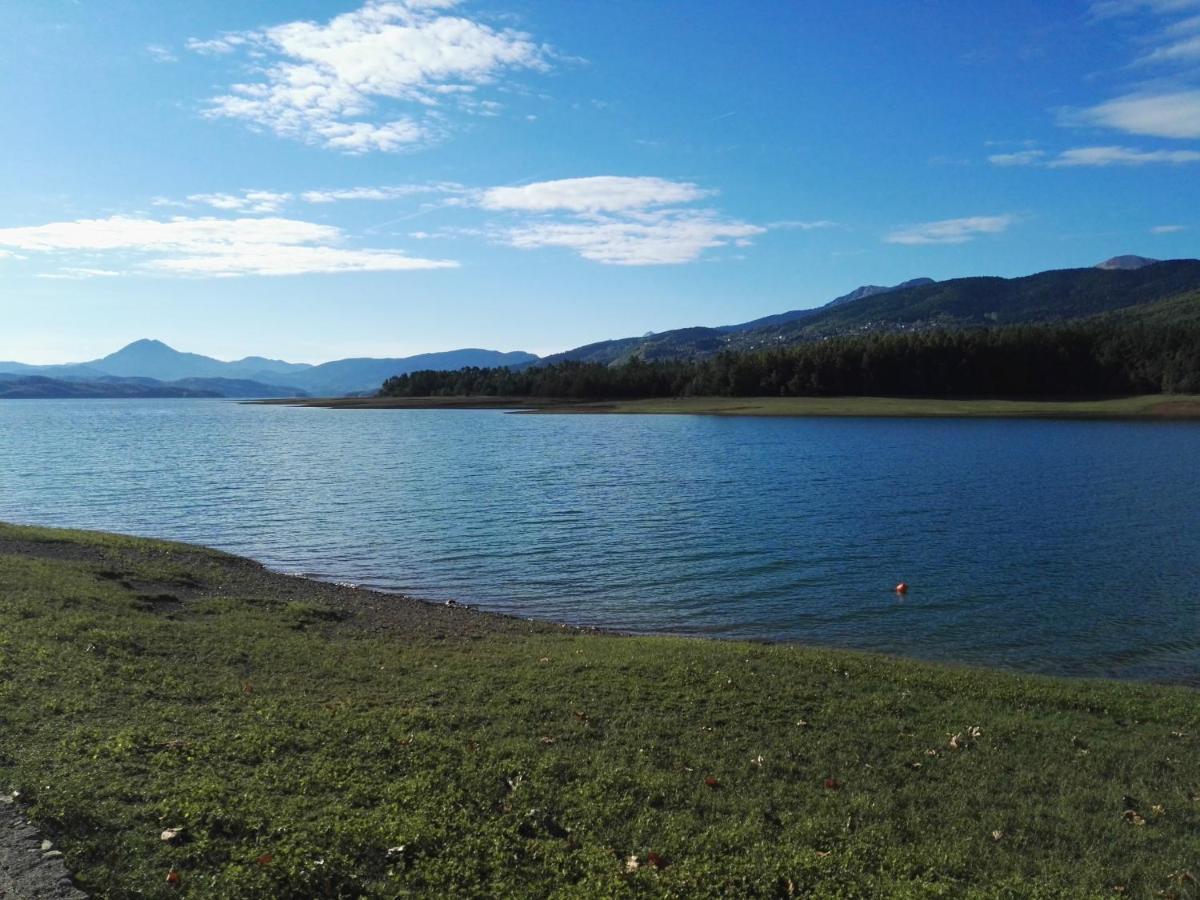 Cosy Lake House, Μια Ανάσα Πριν Τη Λίμνη Kalivia  Exterior foto