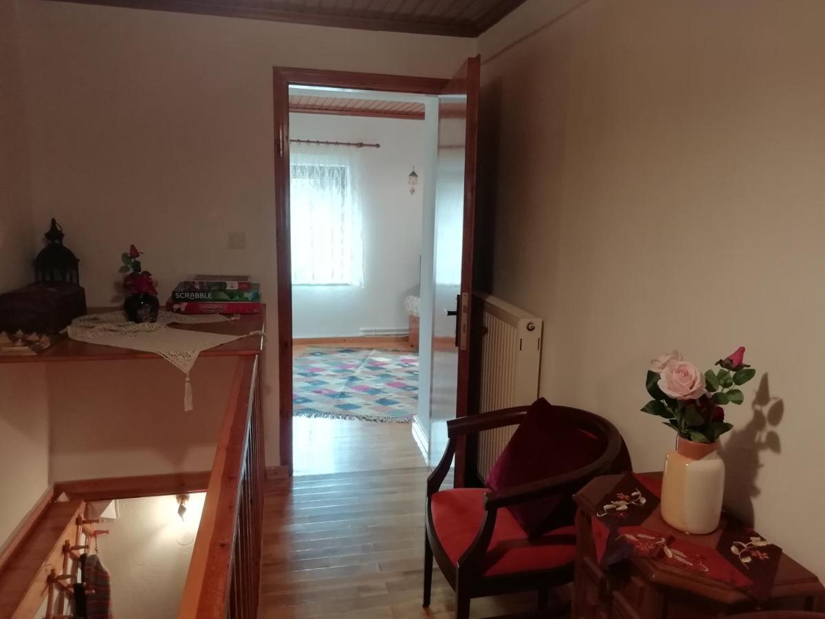 Cosy Lake House, Μια Ανάσα Πριν Τη Λίμνη Kalivia  Exterior foto