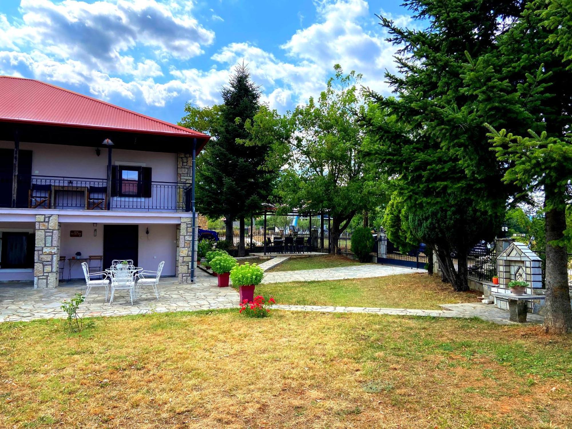 Cosy Lake House, Μια Ανάσα Πριν Τη Λίμνη Kalivia  Exterior foto