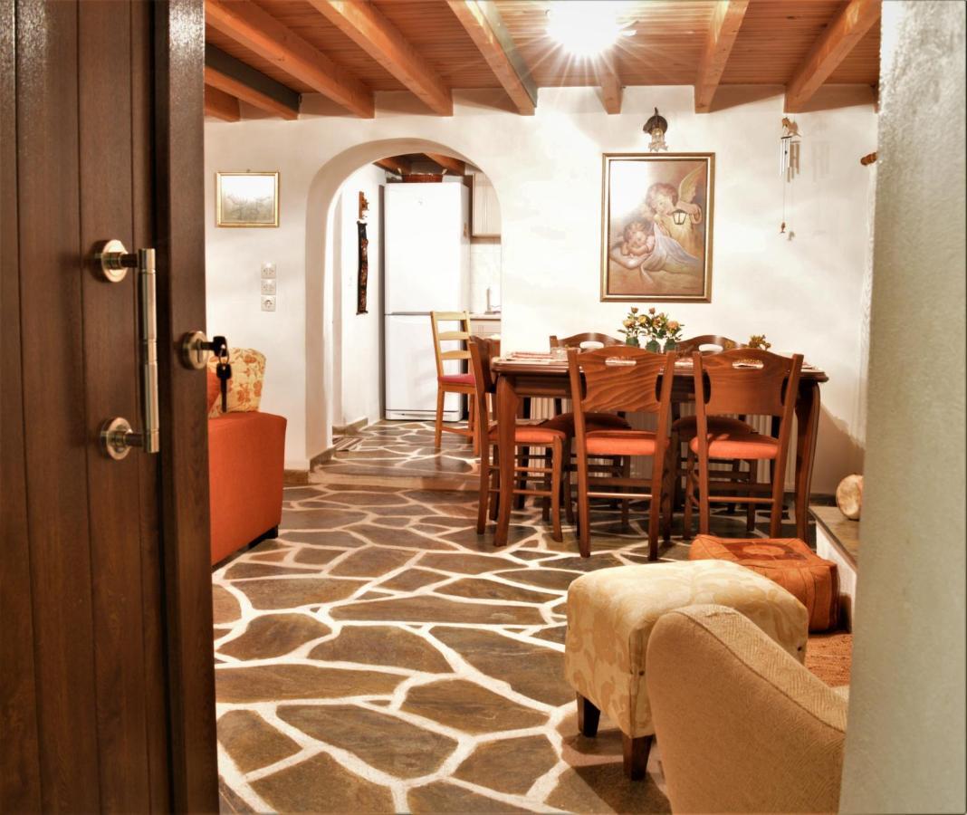 Cosy Lake House, Μια Ανάσα Πριν Τη Λίμνη Kalivia  Exterior foto